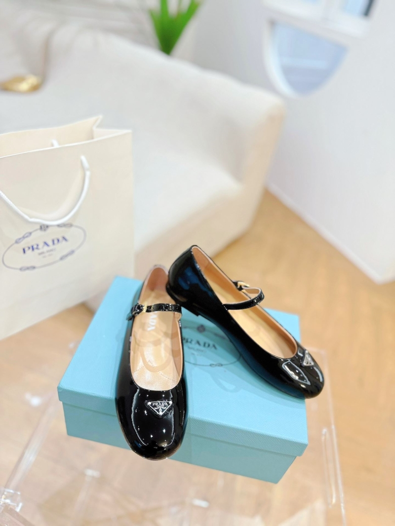 Prada flat shoes